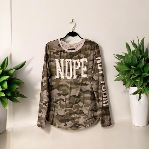 Jerry Leigh Army Green Camo Super Soft Top - Picture 6 of 15